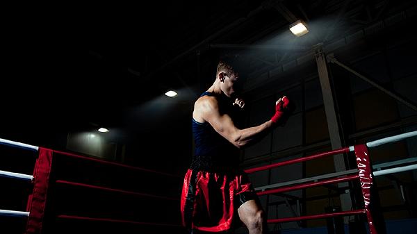 75kg健身一天摄入多少蛋白质