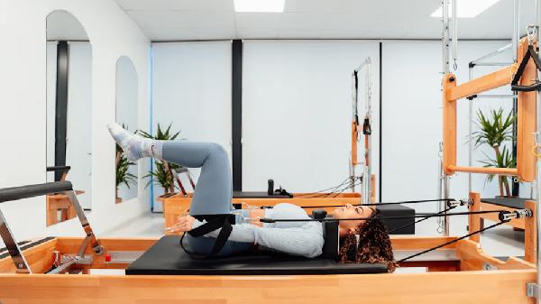 普拉提和瑜伽哪个好