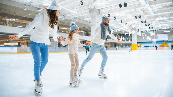如何挑选一双适合你的滑冰鞋