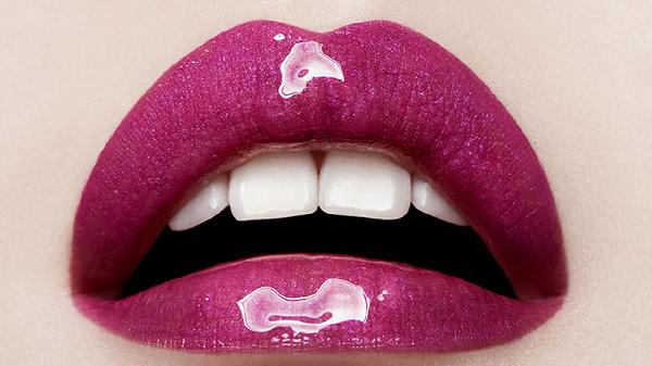 女性牙齿光白的几个小妙招