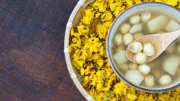 木瓜银耳莲子汤的做法和功效