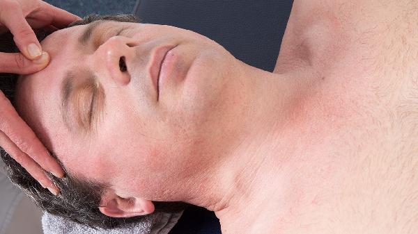 如何让皮肤变得又嫩又滑