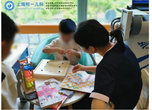 上海附一儿科医院联合首都医科大学附属北京安定医院刘永翼教授会诊圆满成功