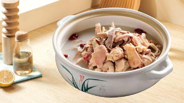 老鸡煲汤放什么材料