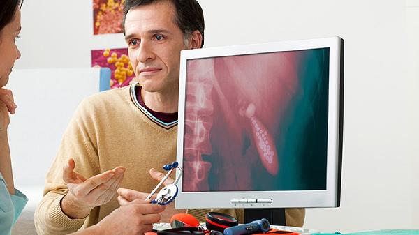 56岁男子每天只吃蔬菜不吃肉,半年后肾衰住院,医生:无知惹的祸