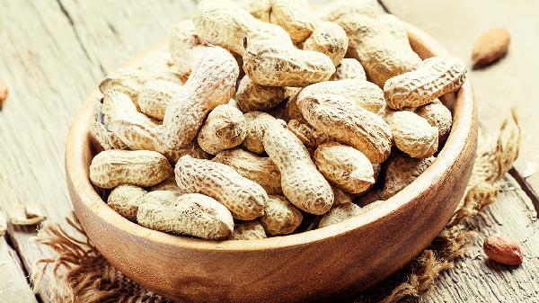花生能清除垃圾、软化血管？好多人一直吃错了！这样做才是长寿果