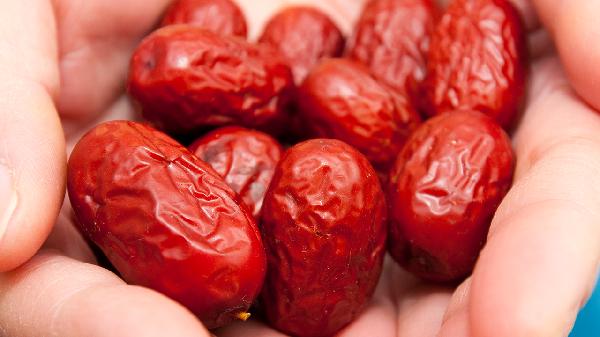 红枣食谱能缓解孕吐吗