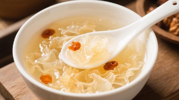 爆食后第二天可以喝银耳汤清肠吗