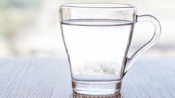 湿气重跟喝水有关系吗