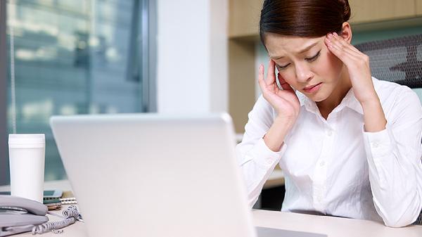 偏头痛一抽一抽的