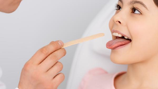 幼兒急性扁桃體炎的癥狀有哪些