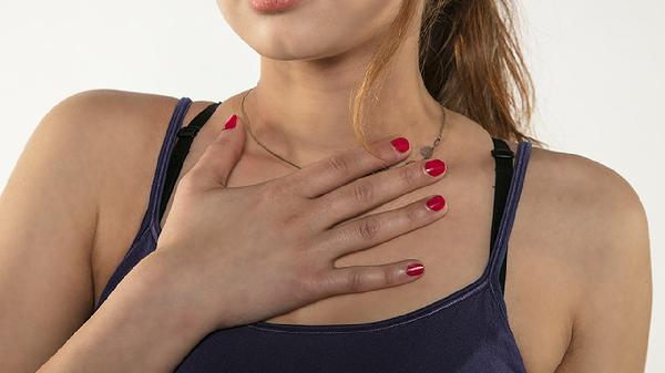女性乳房胀痛是什么原因 导致女性乳房胀痛4个要素集锦