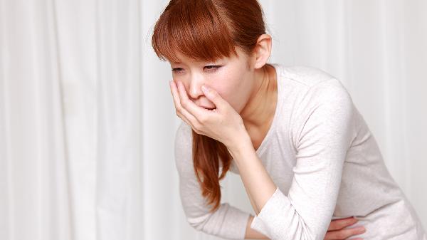 急性白血病患者出现头痛、恶心呕吐怎么回事，怎么办