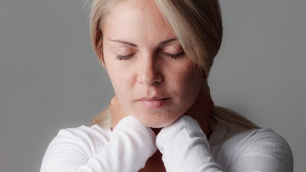 颈部淋巴结发炎怎么治 颈部淋巴结发炎的四个解决方法介绍