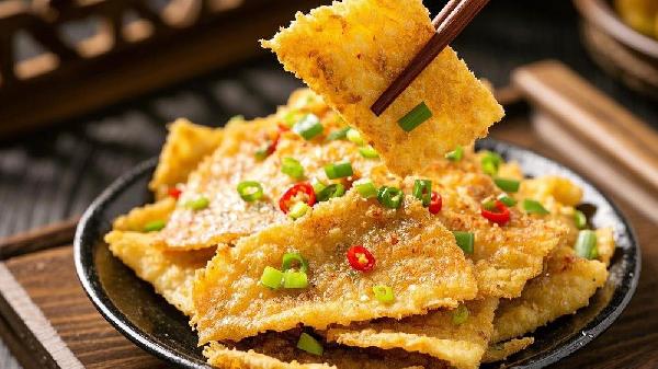 為什么煎魚(yú)的時(shí)候魚(yú)皮老是沾鍋底
