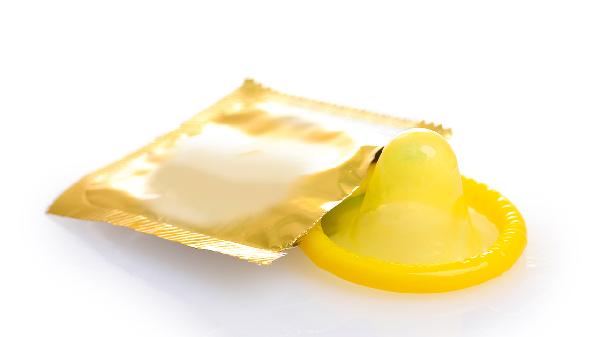 使用安全套有哪些好处和危害