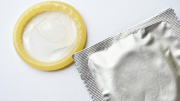 戴安全套不舒服的解决方法