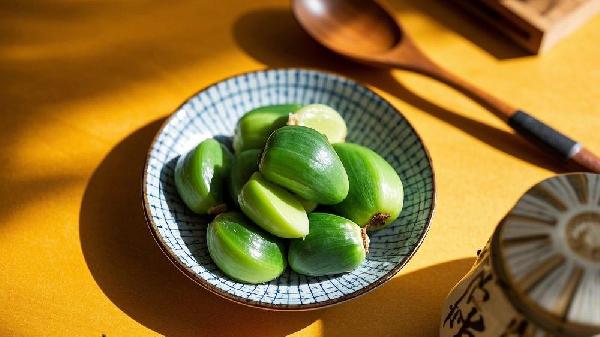 弄腊八蒜怎么做就能变绿