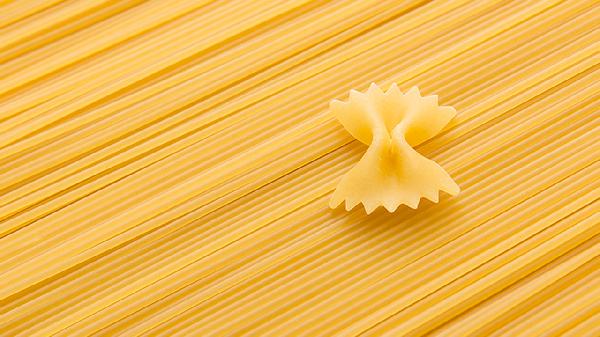 用电热水壶可以煮面条吗