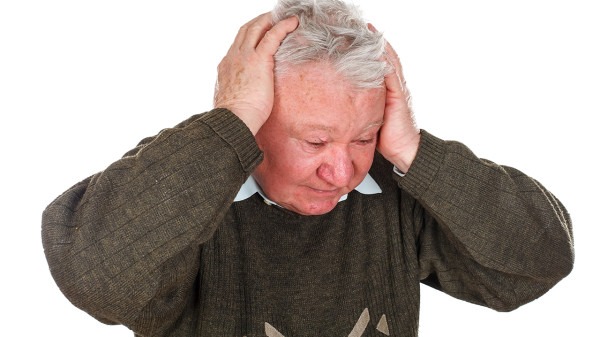 47岁男子,洗头后发生心梗!提醒中老年人:心梗来临,有5个征兆