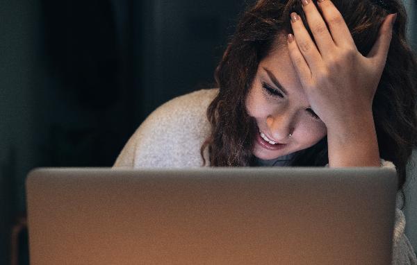 经常熬夜、上夜班的人，最后都怎样了？白天补觉有用吗？