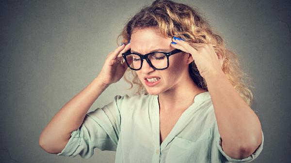 正处于更年期的妈妈，身心上会经历什么？看完想给她一个拥抱