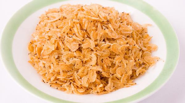 骨头汤、虾皮不补钙！5种食物才是“补钙王者”，很多人却不爱吃
