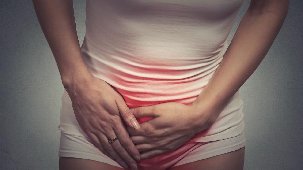 女性右侧后腰隐痛怎么回事