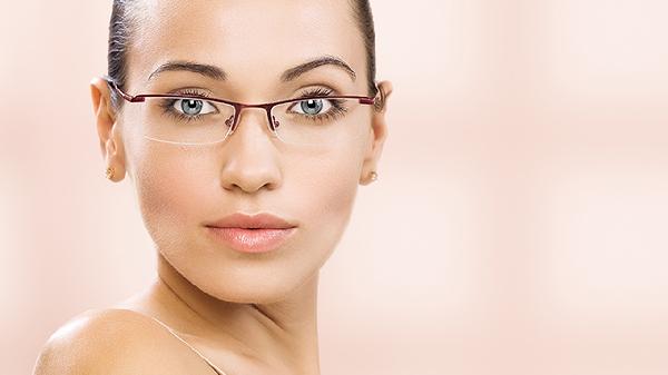 女生600度近视结婚怎么办