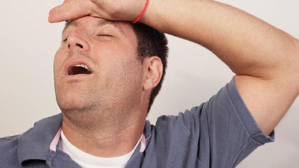 半夜盗汗是什么原因引起的男性