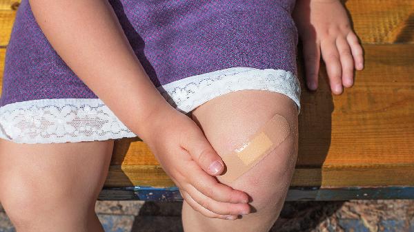 大腿向里弯小腿向外弯能矫正吗