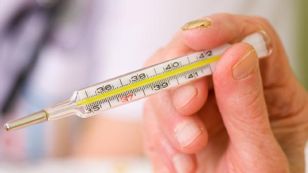 电子体温计和水银体温计哪个更准