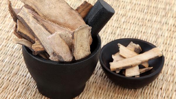 白芍：伤肝or护肝？揭秘其真实效果 白芍疏肝解郁吗