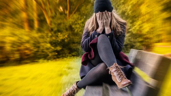 40岁女人抑郁了怎么办 40岁女人抑郁症