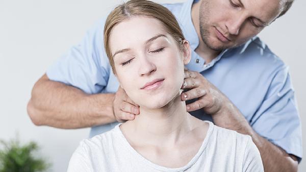 按摩哪里可以调经