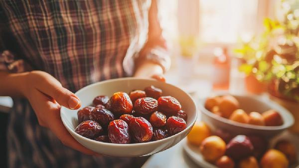 血糖高能吃枣糕吗