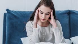 突然感觉活着很累？若符合4个条件，你有极大可能患上抑郁症