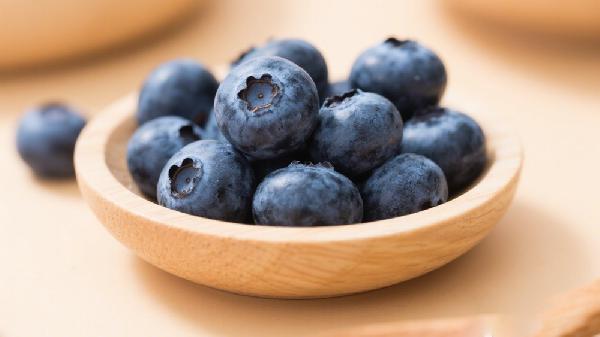 蓝莓选什么品种好吃