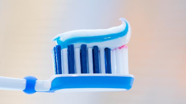 冰硼散可以和牙膏、陈醋一起用吗