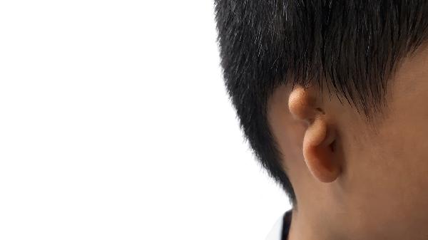 耳根下方脖子有肿块伴有疼痛