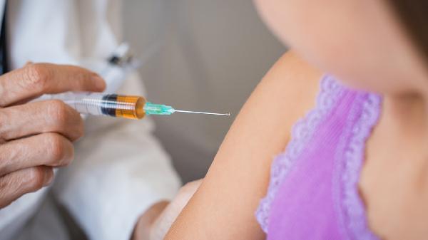 打了HPV疫苗就不会得宫颈癌？对不起，这只是不可靠谣言中的一个