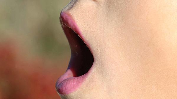 腮腺混合瘤复发了4次怎么回事