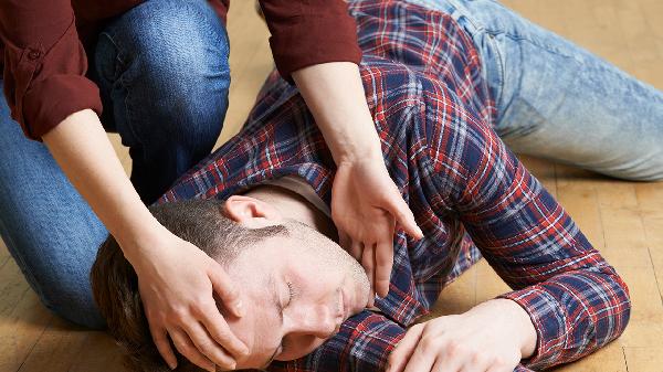 怎么对溺水者进行院前急救
