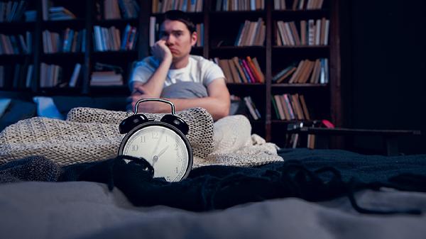 20歲的兒子晚上失眠怎么辦