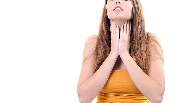 女性长喉结是什么原因