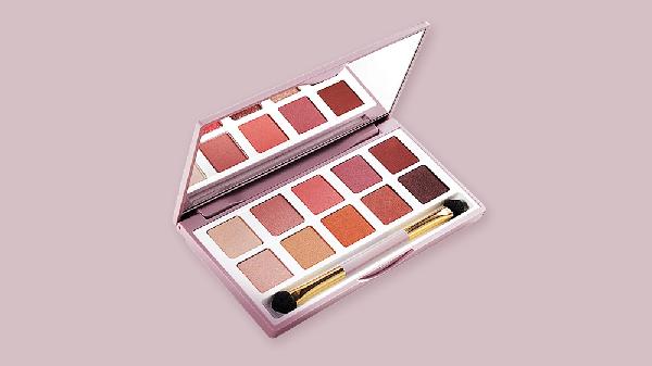 眼影晕染方法有几种