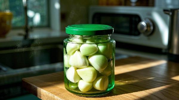 腊八蒜和糖蒜什么区别