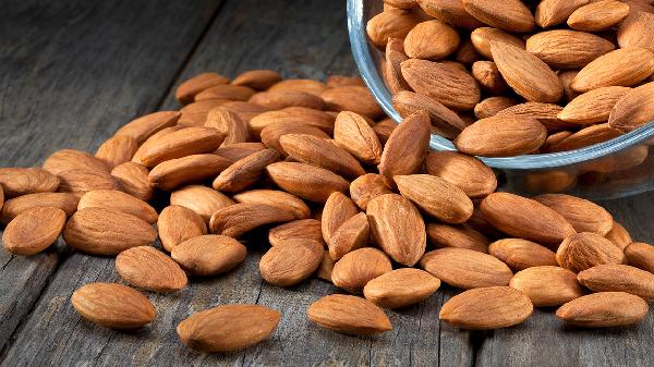 杏仁回潮了怎么变脆