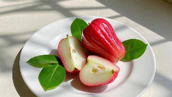 莲雾怎么吃要削皮嘛