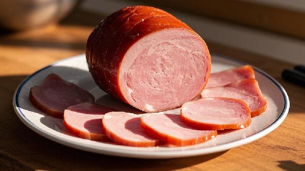 火腿肠有黑色杂质能吃吗